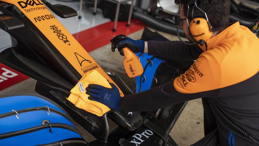 McLaren_McLaren-06